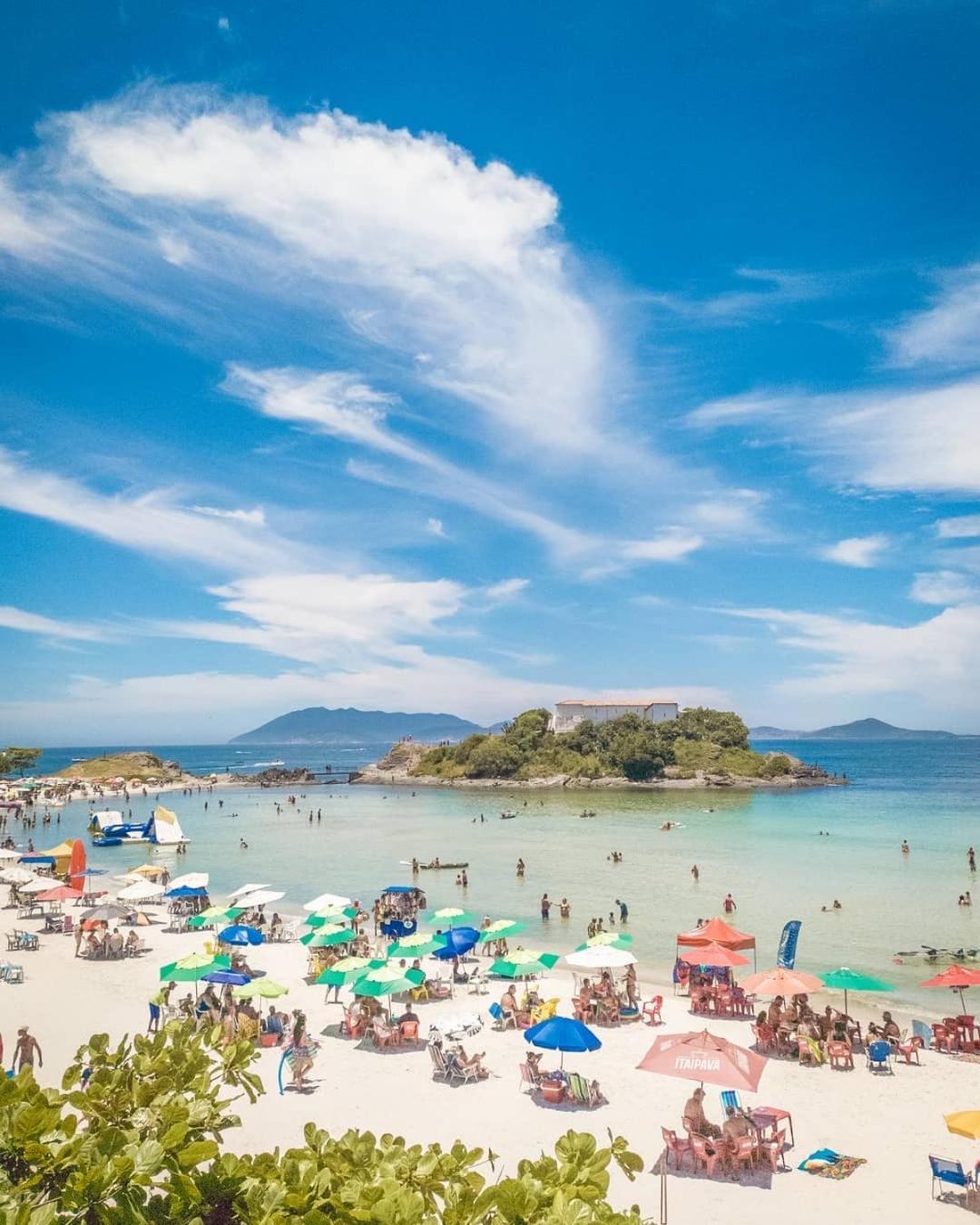 Apt 5 Minutos Praia Do Forte - Ar Condicionado Кабо Фрио Екстериор снимка