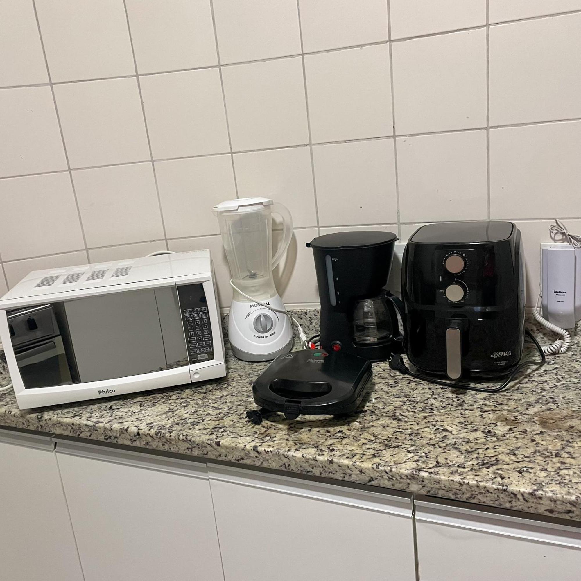 Apt 5 Minutos Praia Do Forte - Ar Condicionado Кабо Фрио Екстериор снимка